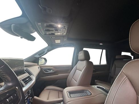 Used 2023 Chevrolet Tahoe High Country w/ Premium Package 2 AWD/4WD image 31