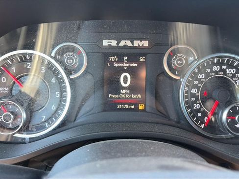 Used 2023 RAM 1500 Big Horn AWD/4WD image 9