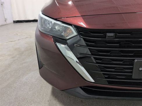 Used 2025 Nissan Sentra SV image 11