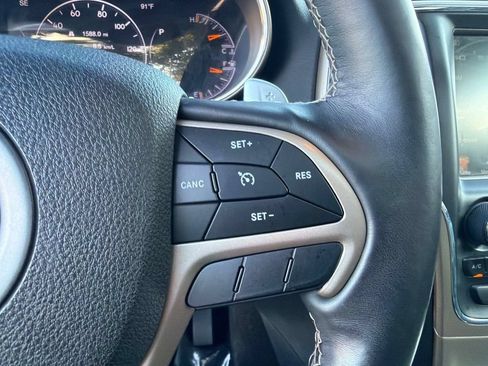 Used 2017 Jeep Grand Cherokee Limited AWD/4WD image 26