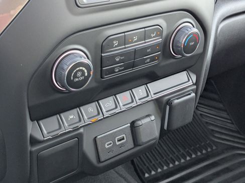 Used 2026 Chevrolet Silverado 1500 Custom w/ Turbomax Blackout Package image 17
