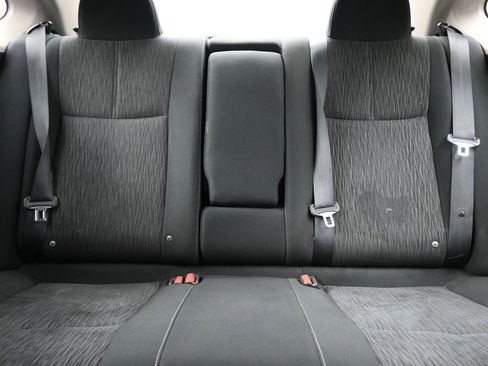 Used 2015 Nissan Sentra SV image 27