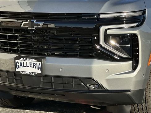 New 2026 Chevrolet Suburban RST w/ Comfort Package AWD/4WD image 5
