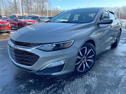 Used 2022 Chevrolet Malibu RS image 1