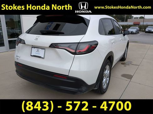 Certified 2025 Honda HR-V LX image 2