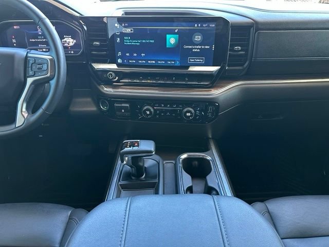 Used 2024 Chevrolet Silverado 1500 LT Trail Boss w/ Convenience Package II AWD/4WD image 16