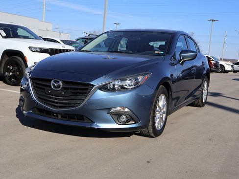 Used 2015 MAZDA MAZDA3 i Grand Touring image 3