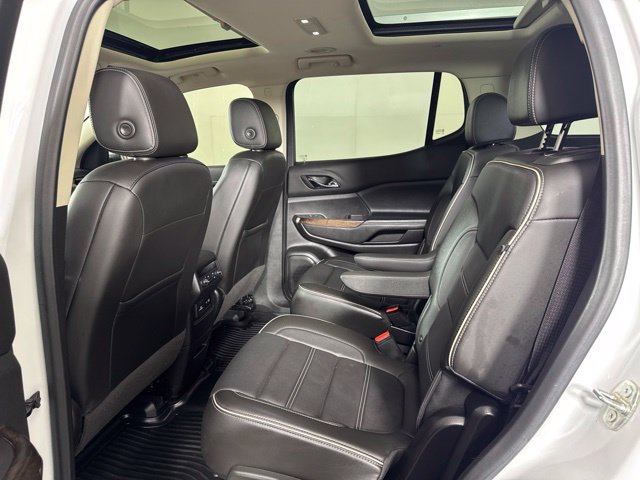 Used 2020 GMC Acadia Denali w/ Technology Package AWD/4WD image 12