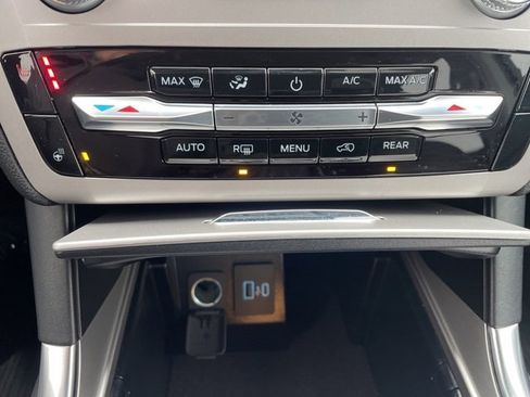 Used 2023 Ford Explorer XLT w/ Equipment Group 202A image 27