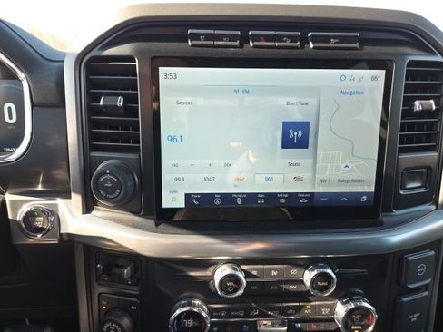 Used 2021 Ford F150 Lariat w/ Equipment Group 502A High image 11