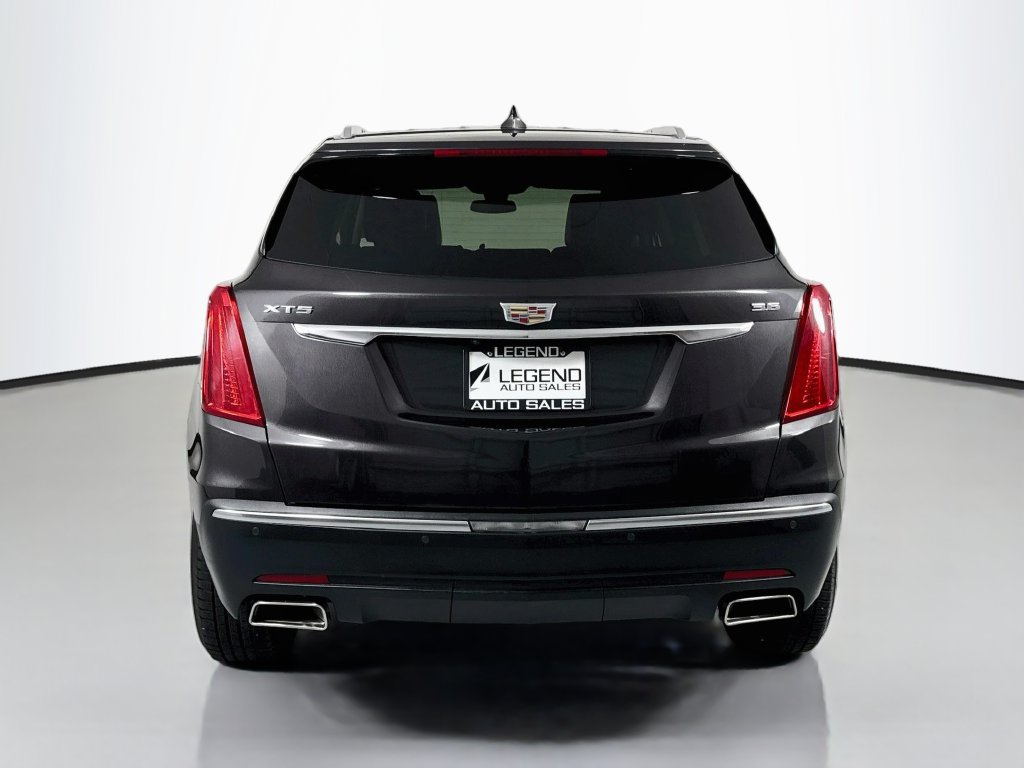 Used 2017 Cadillac XT5 Luxury w/ Driver Awareness Package FWD image 7