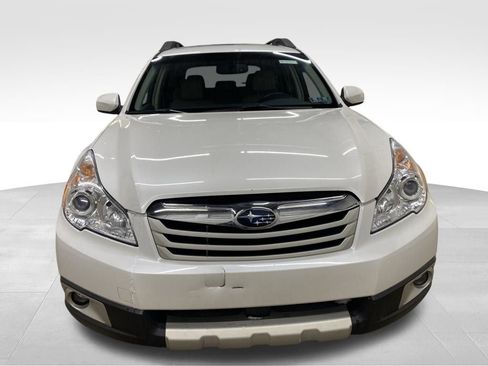 Used 2012 Subaru Outback 2.5i Limited image 6