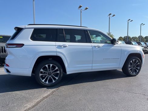 New 2025 Jeep Grand Cherokee L Overland w/ Trailer Tow Package image 26