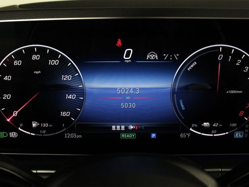 Used 2025 Mercedes-Benz GLE 450e 4MATIC image 16