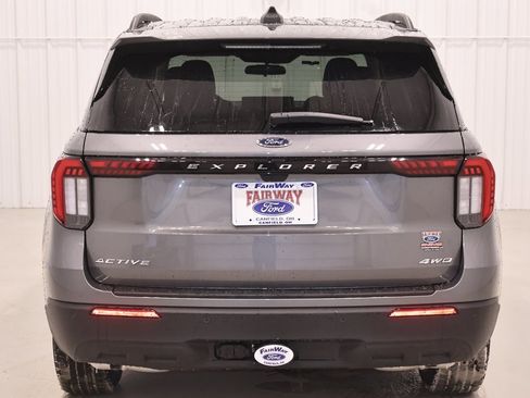 New 2026 Ford Explorer Active image 7