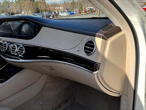 Used 2020 Mercedes-Benz S 63 AMG 4MATIC Sedan image 24