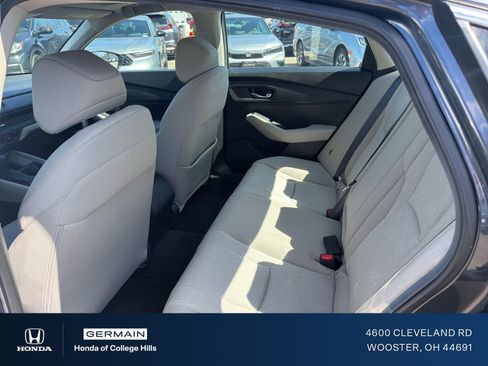 Used 2024 Honda Accord EX image 11