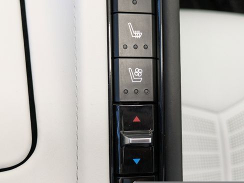 Used 2023 Chevrolet Corvette Stingray Premium Cpe w/ 3LT image 22