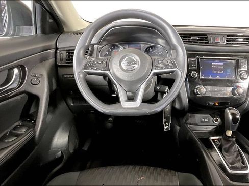 Used 2018 Nissan Rogue S FWD image 8