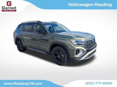 New 2026 Volkswagen Atlas Peak Edition image 7