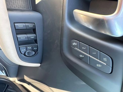 New 2026 Buick Enclave Preferred image 12