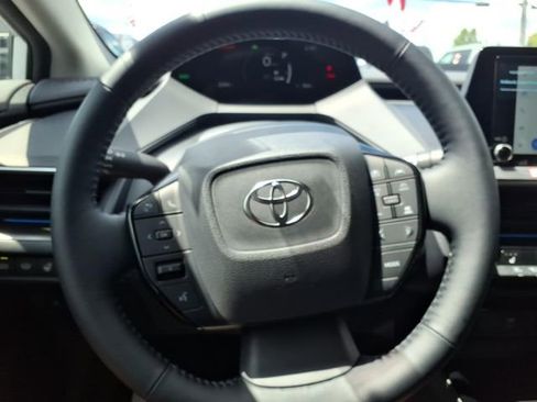 Used 2026 Toyota Prius FWD image 20