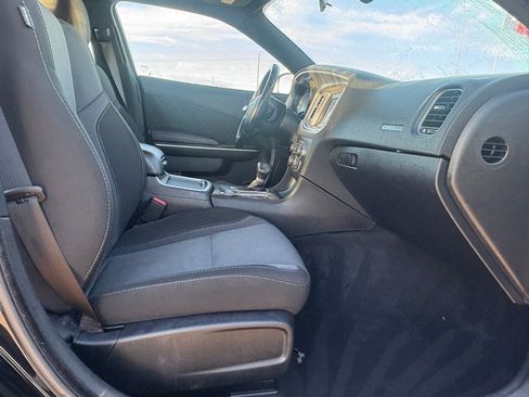 Used 2022 Dodge Charger SXT image 33