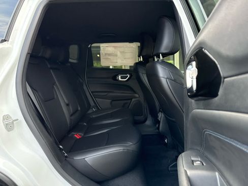 New 2026 Jeep Compass Limited AWD/4WD image 16