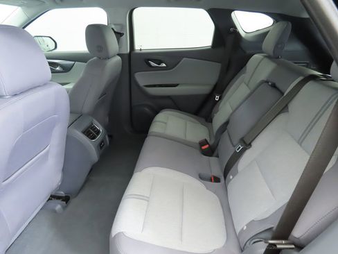 Used 2021 Chevrolet Blazer LT image 19