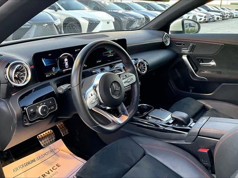 Used 2023 Mercedes-Benz CLA 35 AMG 4MATIC image 17