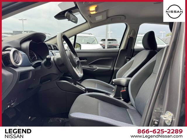 Used 2025 Nissan Versa SV w/ Trunk Package FWD image 15