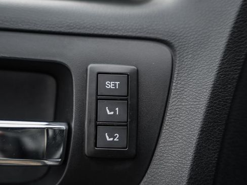 Used 2019 Toyota Tundra Platinum image 50