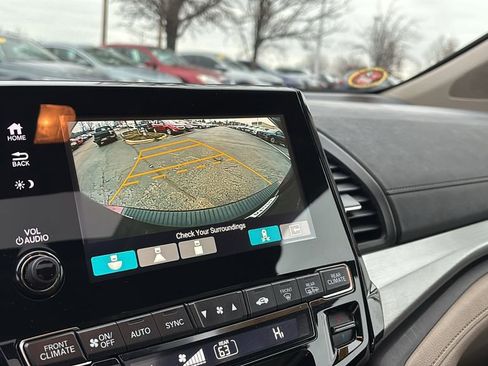 Used 2018 Honda Odyssey Touring image 22