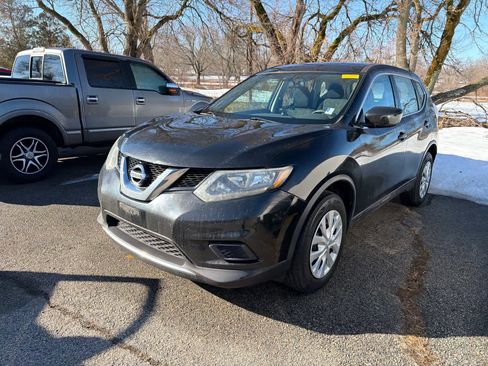 Used 2016 Nissan Rogue S image 9