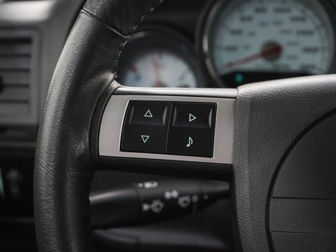 Used 2009 Dodge Challenger SRT8 w/ SRT Option Group II RWD image 22