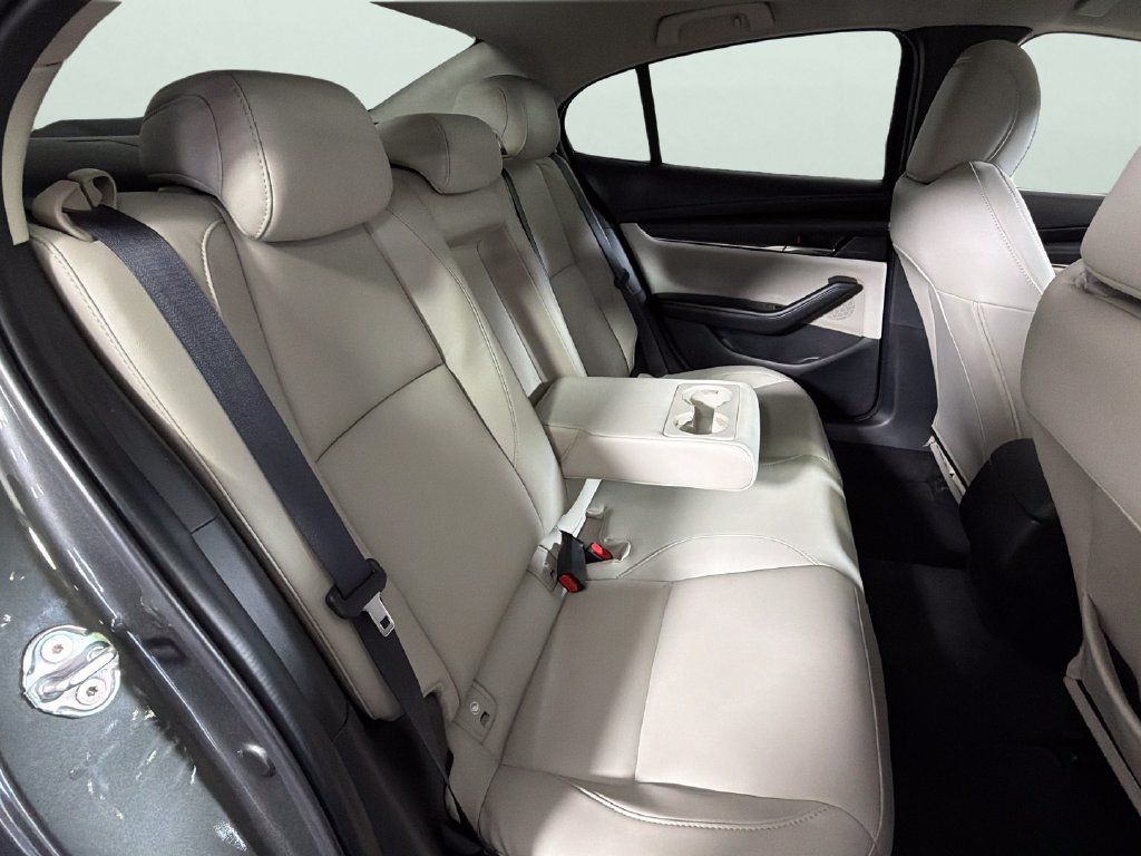 Used 2024 MAZDA MAZDA3 s FWD image 31
