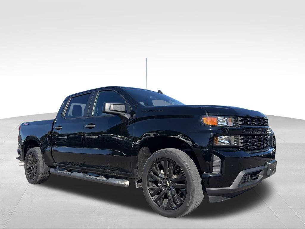 Used 2020 Chevrolet Silverado 1500 Custom w/ Custom Value Package AWD/4WD image 1