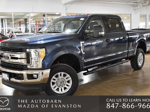 Used 2017 Ford F250 XLT w/ XLT Value Package image 7