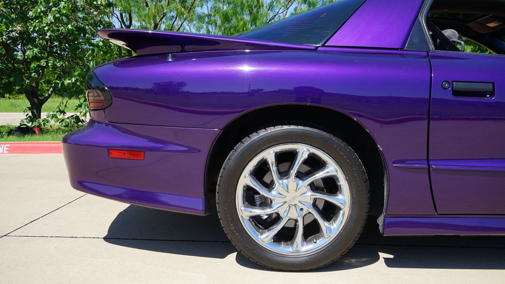 Used 1997 Pontiac Firebird Trans Am RWD image 35