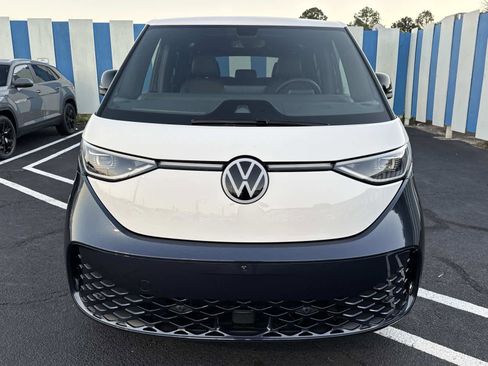New 2025 Volkswagen ID. Buzz Pro S Plus image 8