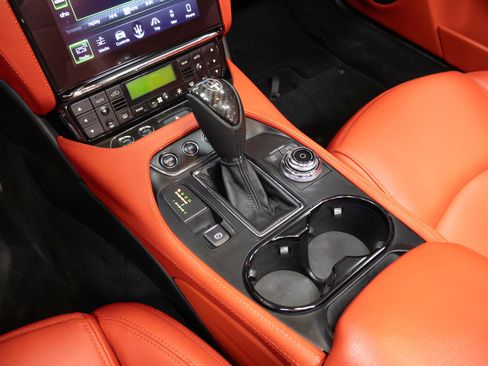 Used 2018 Maserati GranTurismo Sport image 34