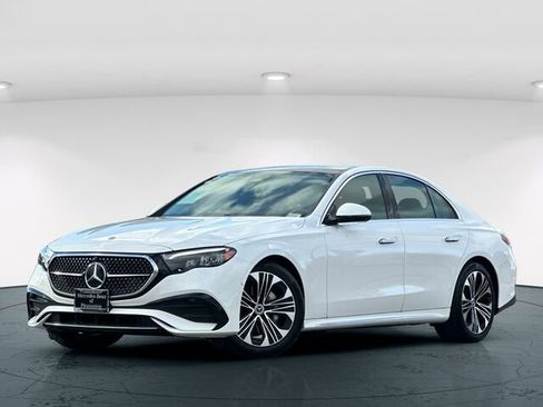 Used 2025 Mercedes-Benz E 350 Sedan image 2