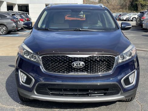 Used 2017 Kia Sorento EX image 8