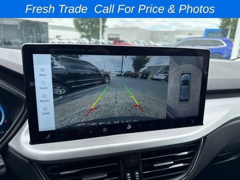 Used 2023 Ford Escape Platinum AWD/4WD image 12
