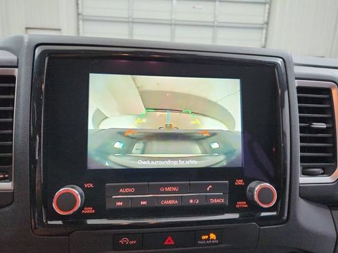 Used 2024 Nissan Frontier SV w/ SV Convenience Package RWD image 27