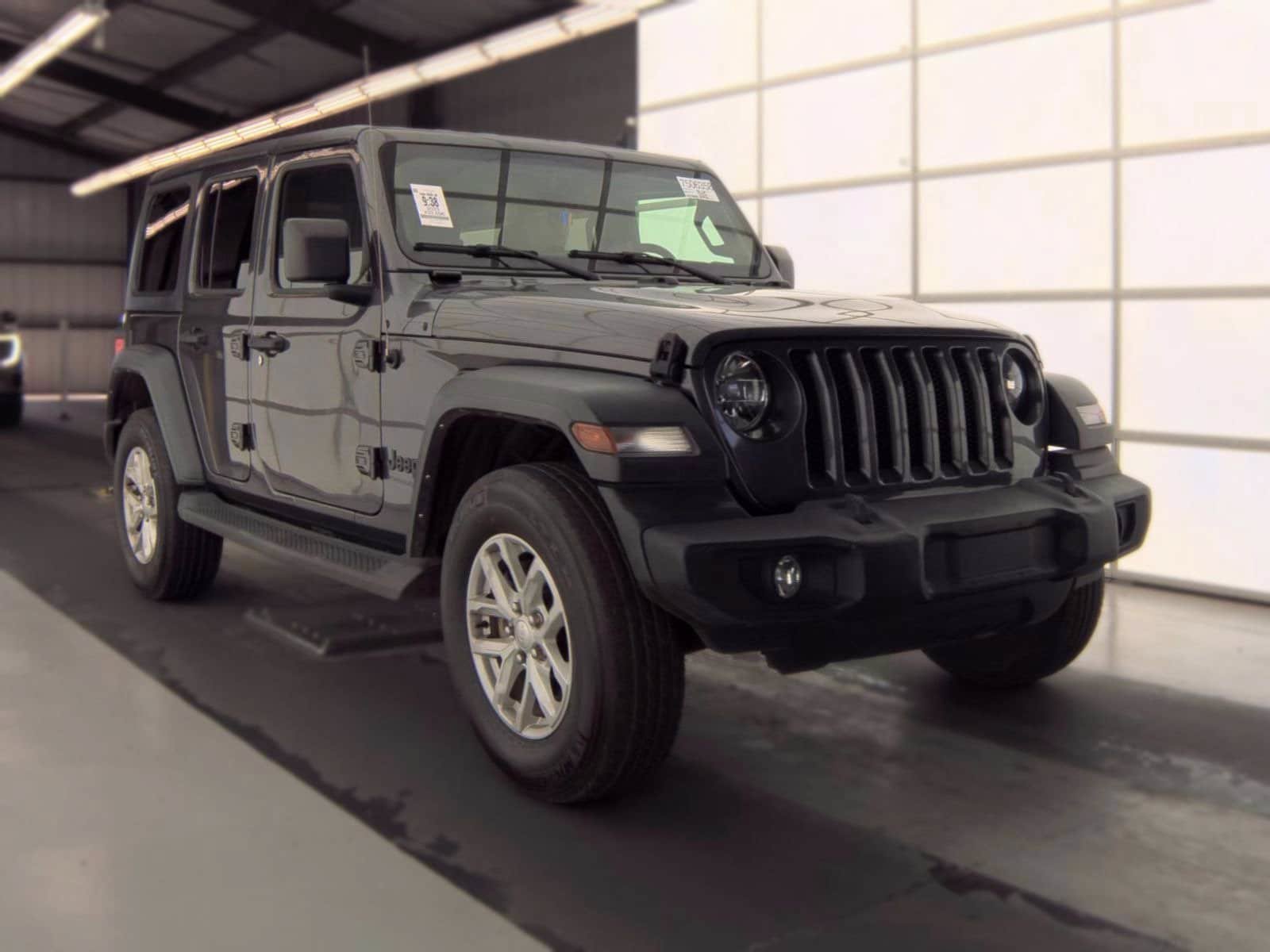 Used 2023 Jeep Wrangler Unlimited Sport AWD/4WD image 1