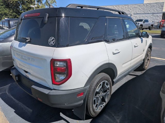 Used 2024 Ford Bronco Sport Outer Banks w/ Tech Package AWD/4WD image 3
