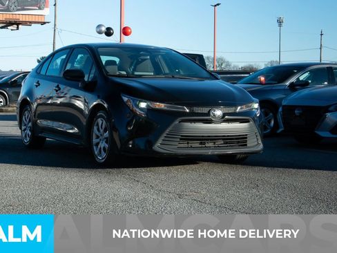 Used 2023 Toyota Corolla LE image 5