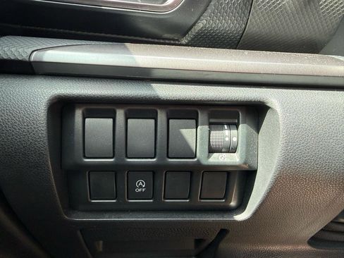 Used 2020 Subaru Forester Premium image 27