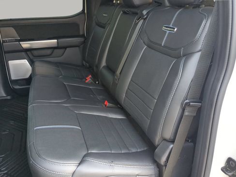 Certified 2025 Ford F250 Platinum w/ FX4 Off-Road Package AWD/4WD image 54